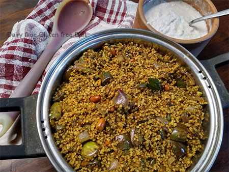 Vaangi bhaat with Curry leaves